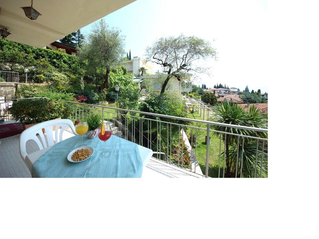 سالو Ai Colli B&B الغرفة الصورة