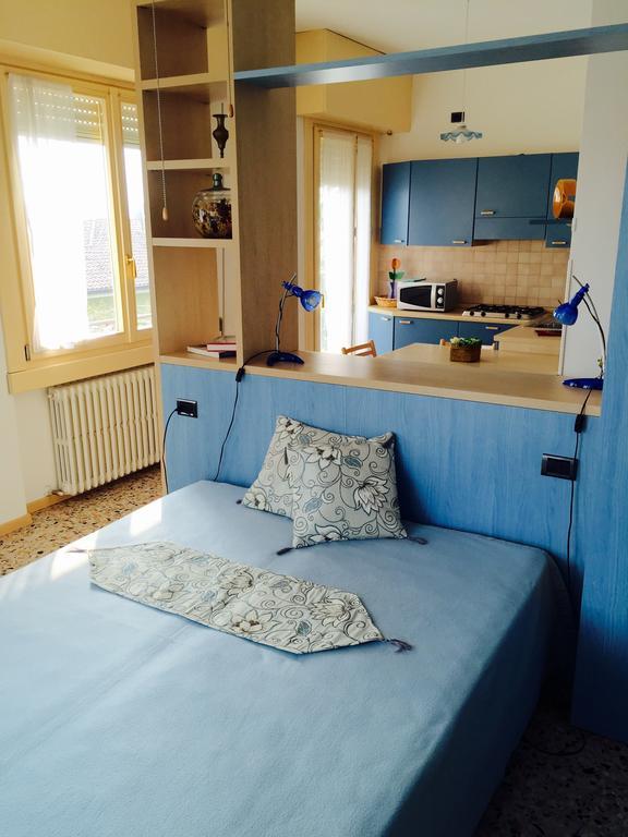 سالو Ai Colli B&B الغرفة الصورة