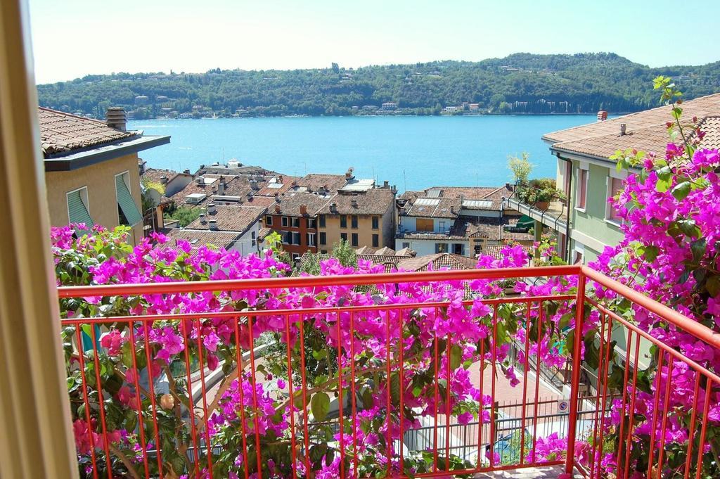 سالو Ai Colli B&B الغرفة الصورة